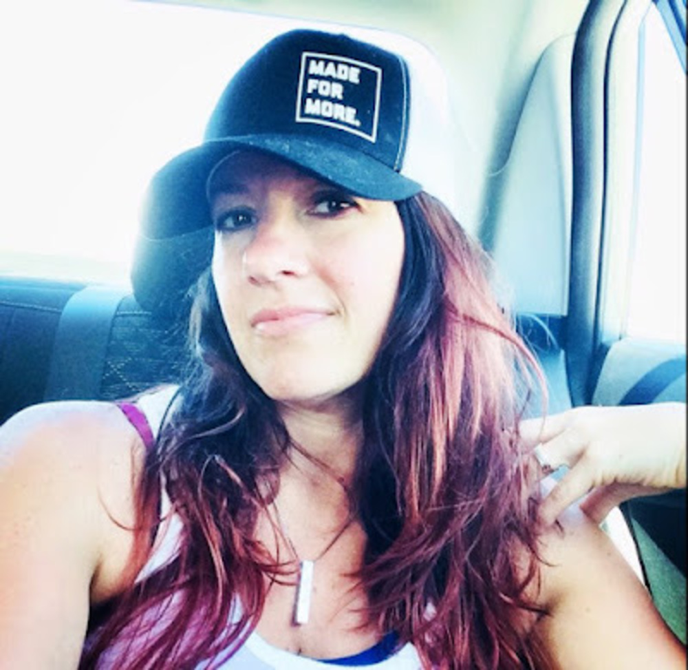 Meet your Posher, Cynthia